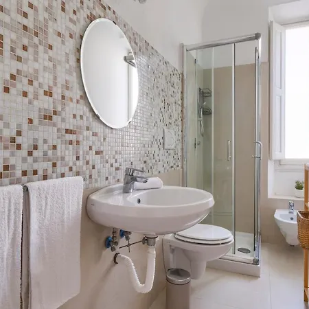 Nel Cuore Di + Wifi+aria Condizionata +netflix Appartement *